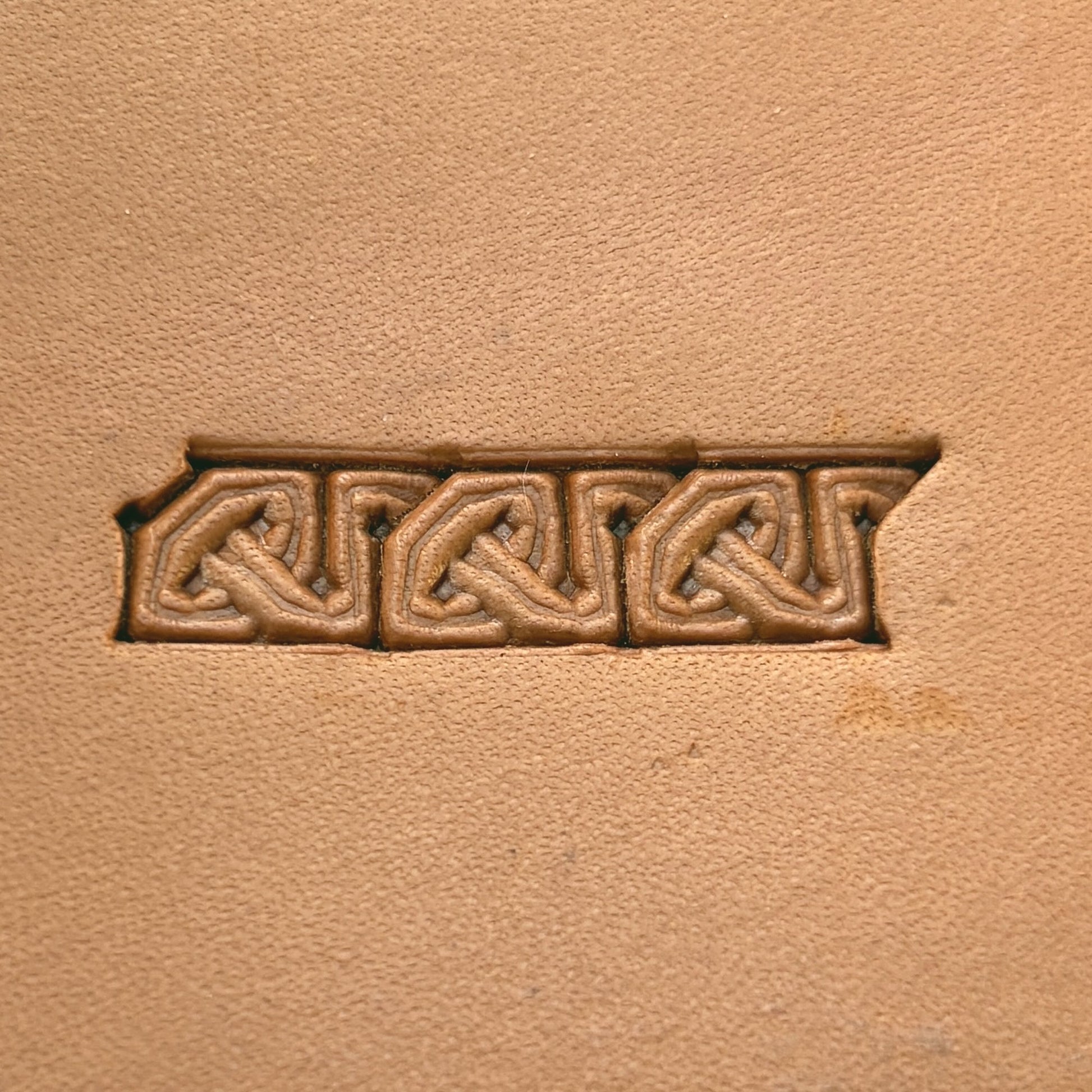 Celtic Knot leather stamp LT594 — pattern imprint on veg-tan leather