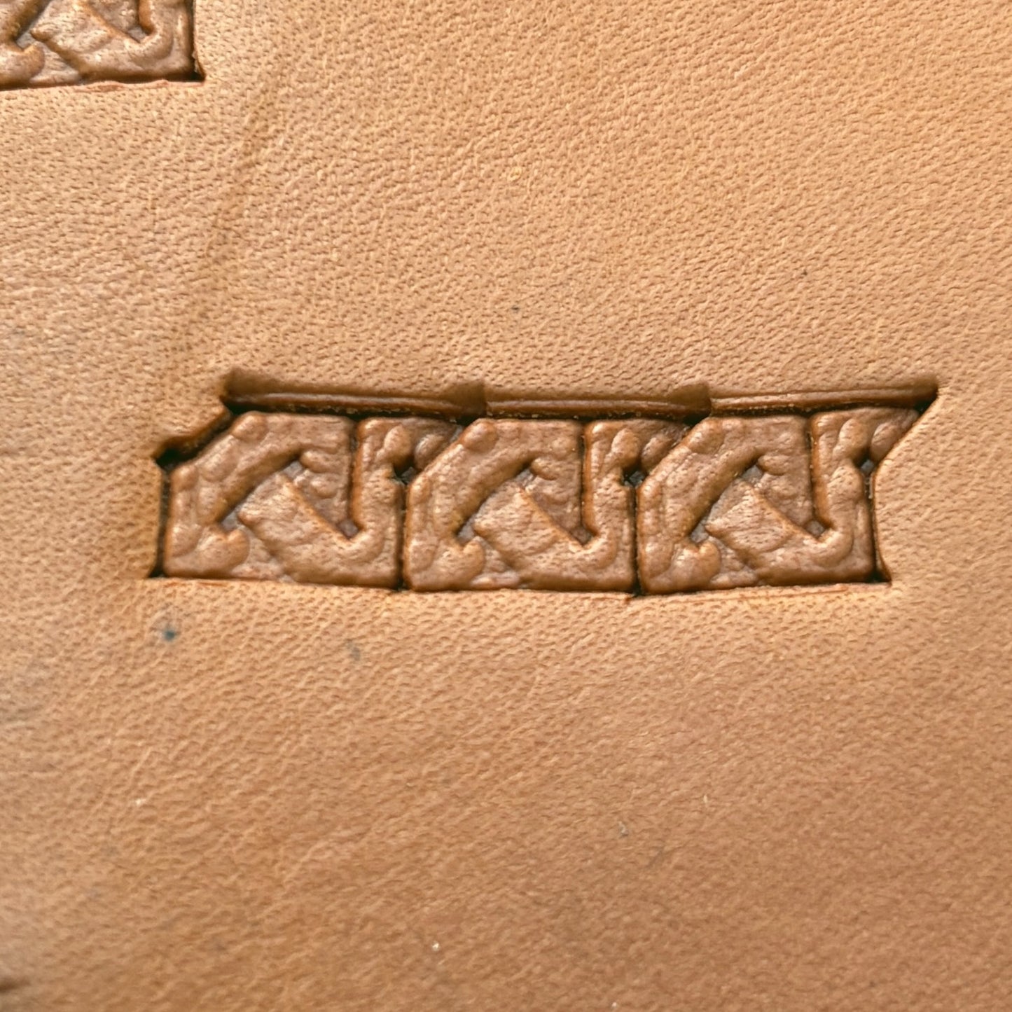 Angular Shape Geometric leather stamp LT595 — pattern imprint on veg-tan leather