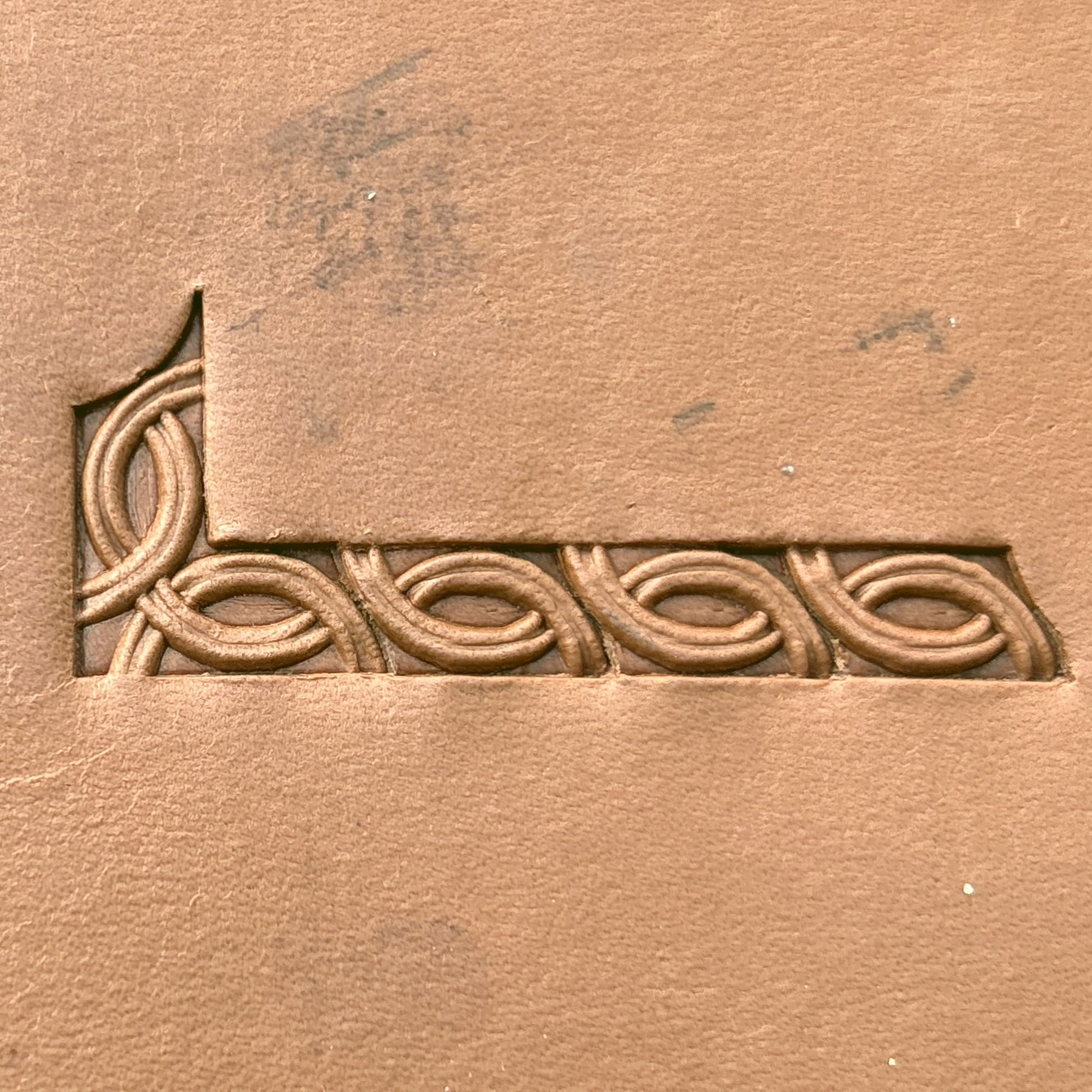 Interlaced Geometric leather stamp LT597 — pattern imprint on veg-tan leather