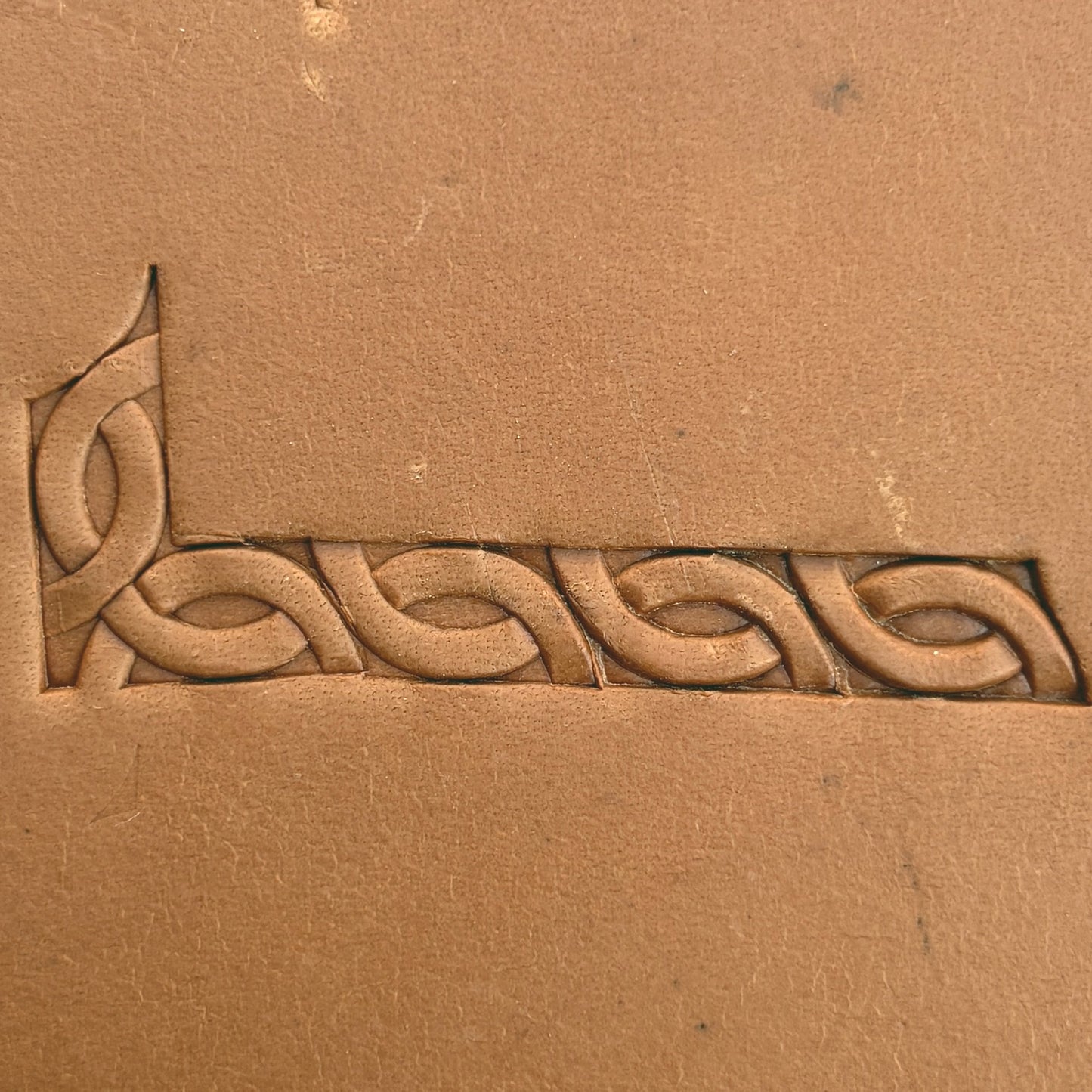 Celtic Knot leather stamp LT598 — pattern imprint on veg-tan leather