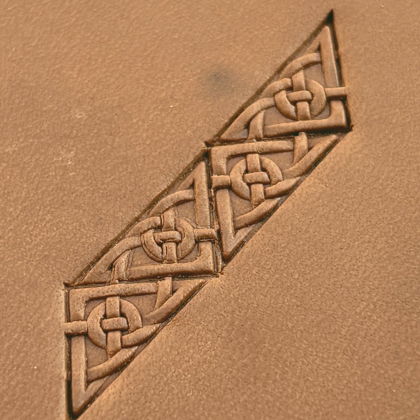 Celtic Knot leather stamp LT599 — pattern imprint on veg-tan leather