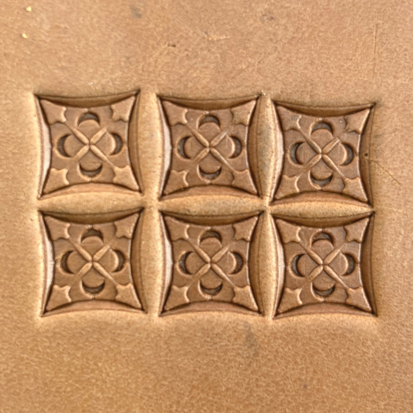 Floral Tile leather stamp LT600 — pattern imprint on veg-tan leather