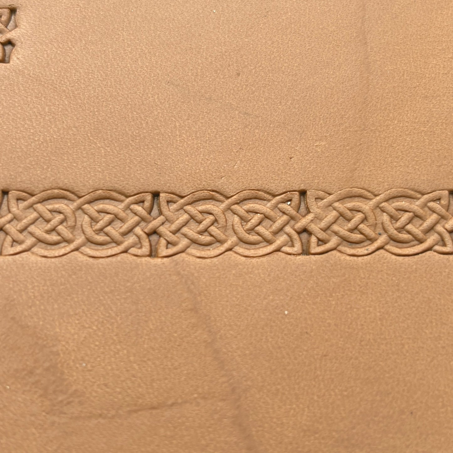 Celtic Knot leather stamp LT606 — pattern imprint on veg-tan leather