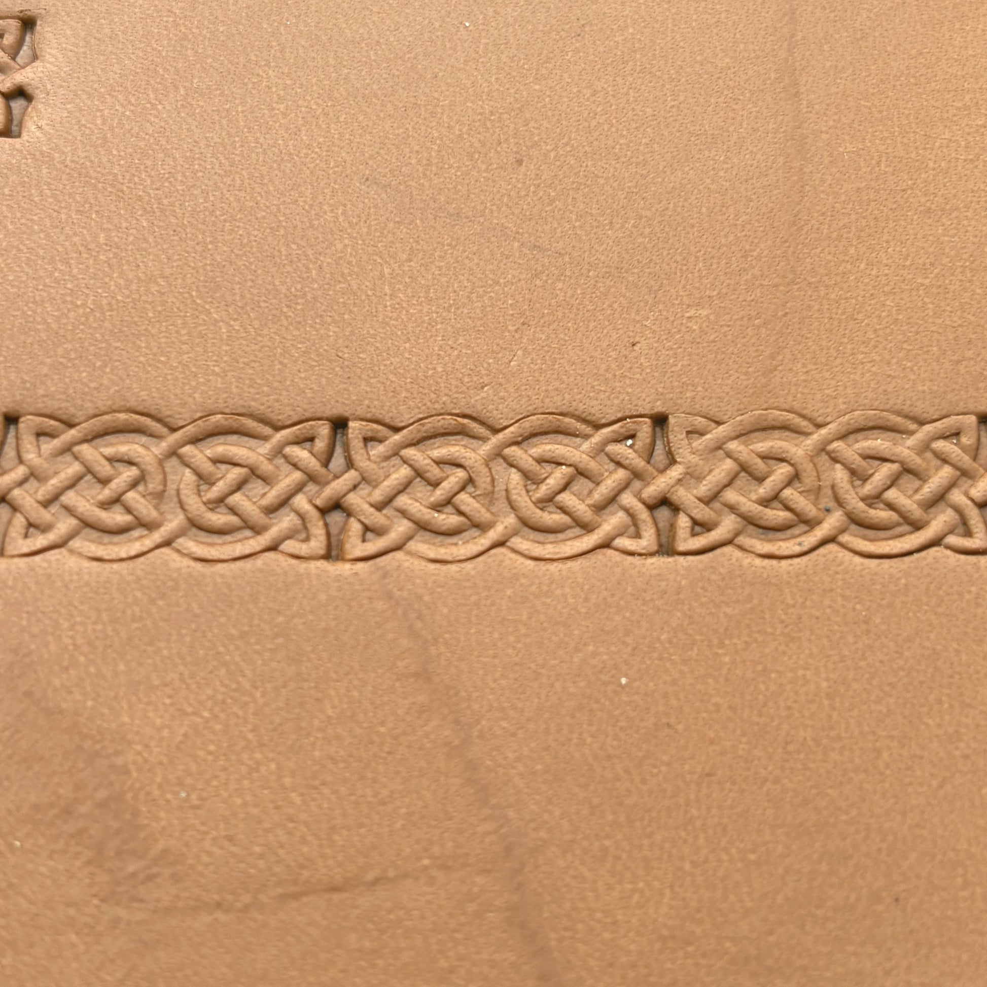Celtic Knot leather stamp LT606 — pattern imprint on veg-tan leather
