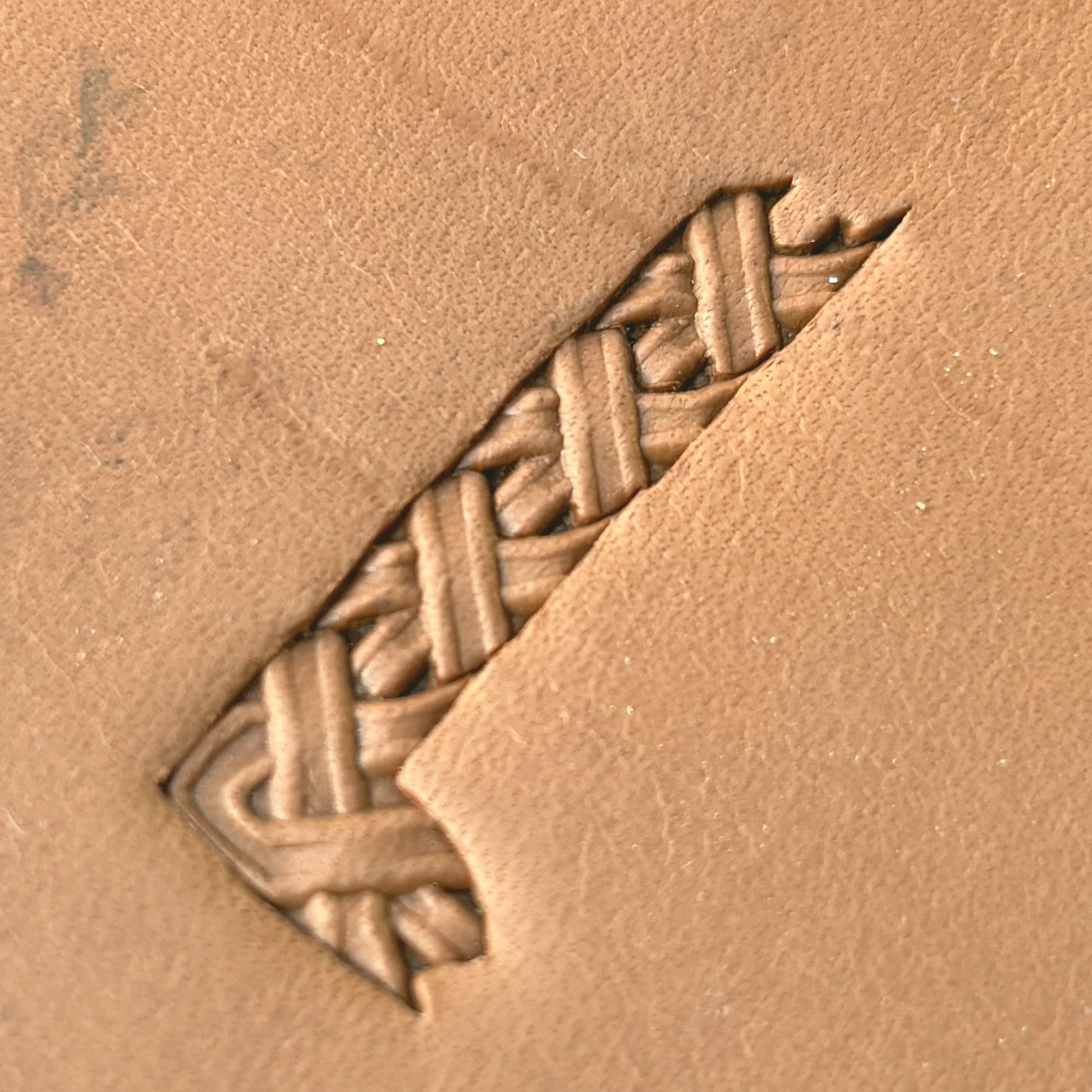 Basket Weave leather stamp LT607 — pattern imprint on veg-tan leather