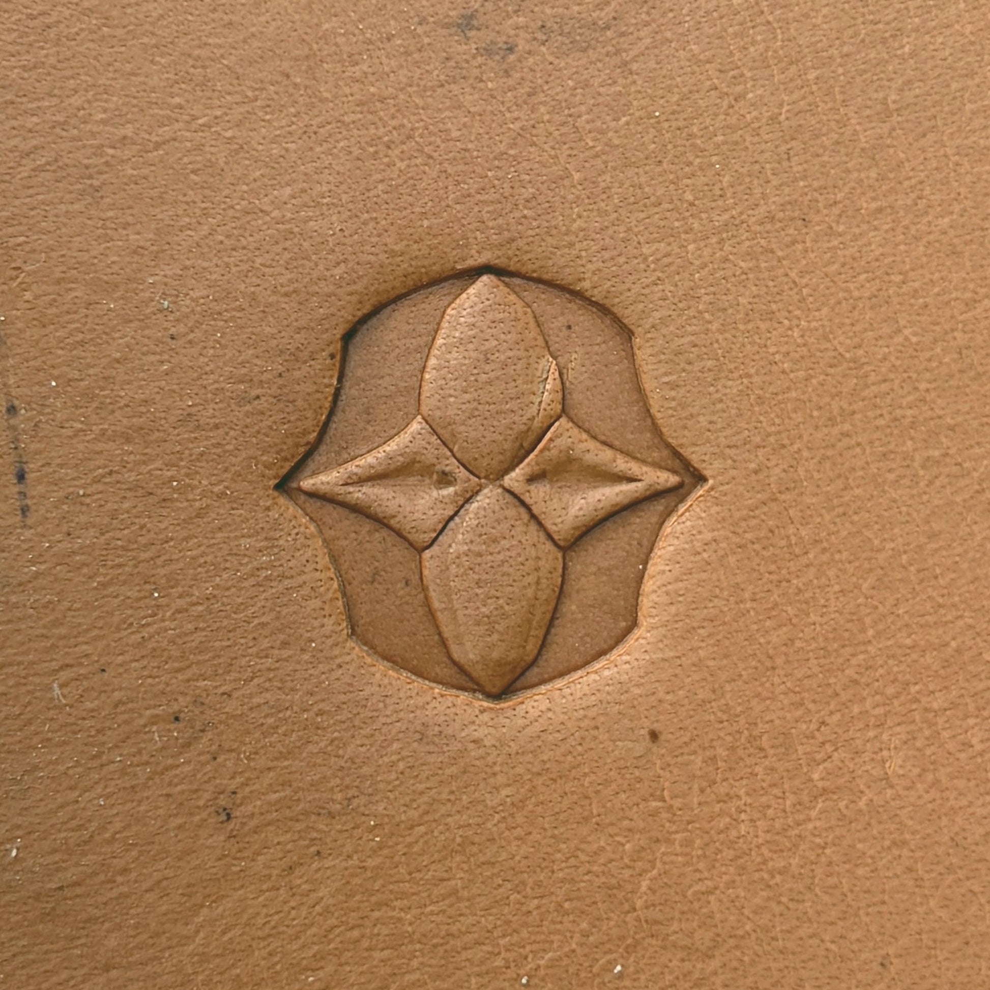 Star Cluster Geometric leather stamp LT611 — single impression on veg-tan leather