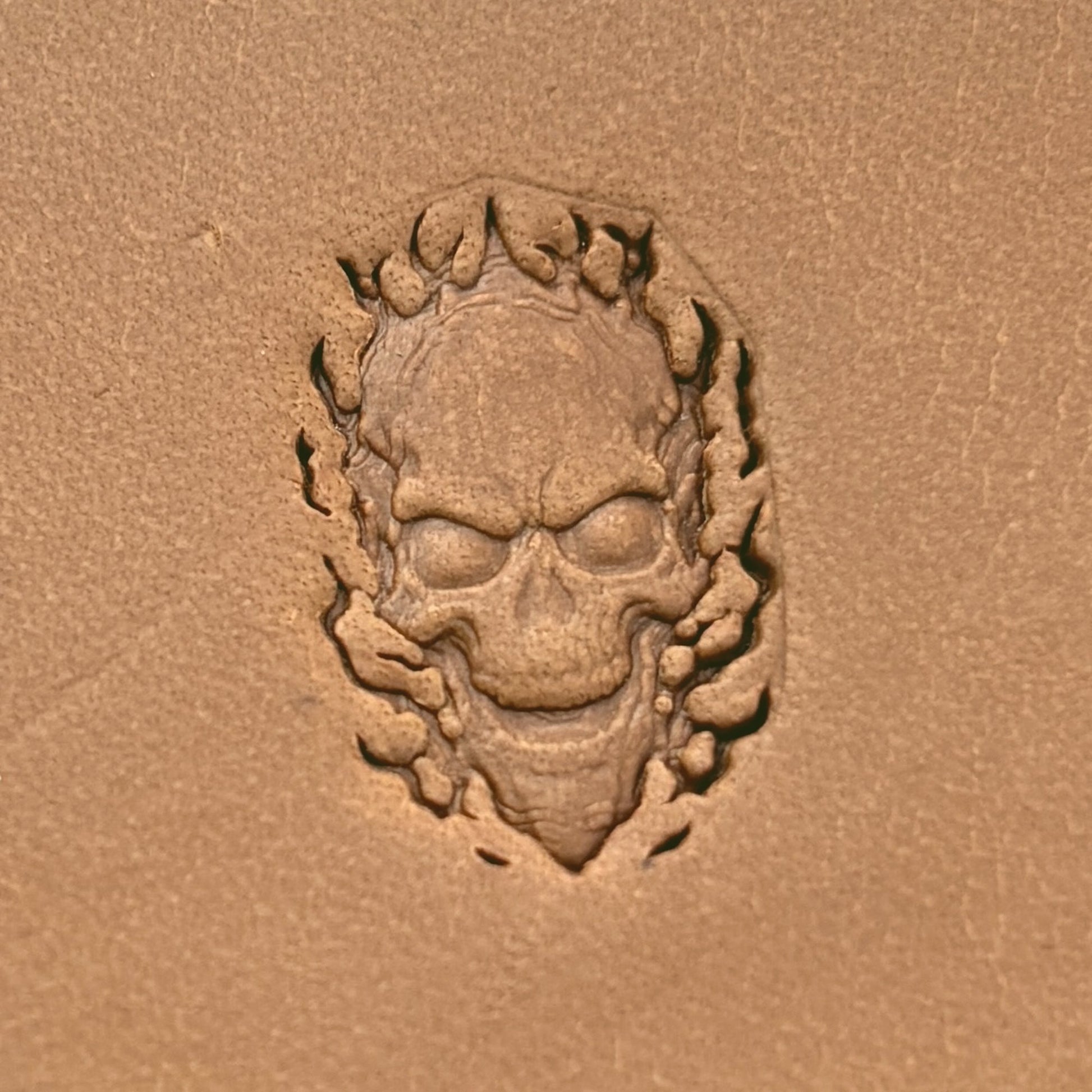 Flaming Skull leather stamp LT618 — pattern imprint on veg-tan leather