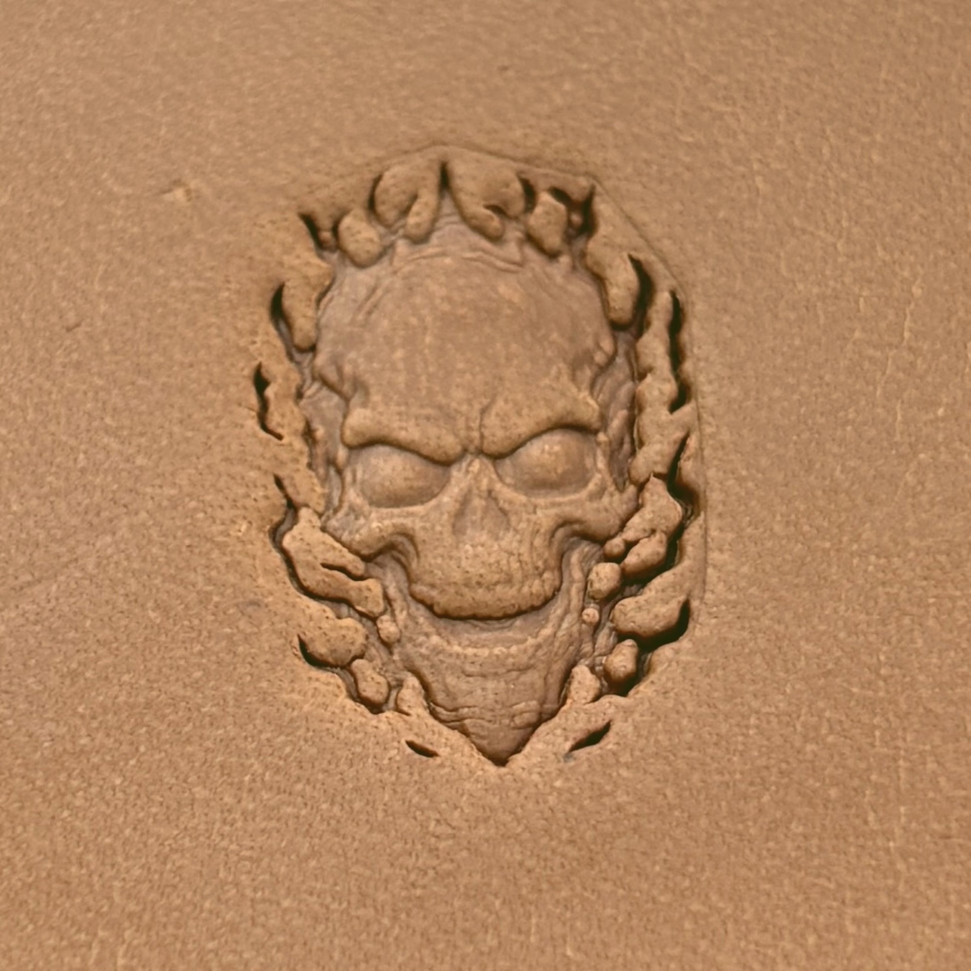 Flaming Skull leather stamp LT618 — pattern imprint on veg-tan leather