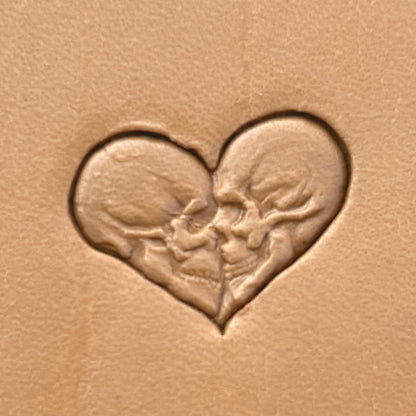 Kissing Skulls in Heart leather stamp LT633 — pattern imprint on veg-tan leather