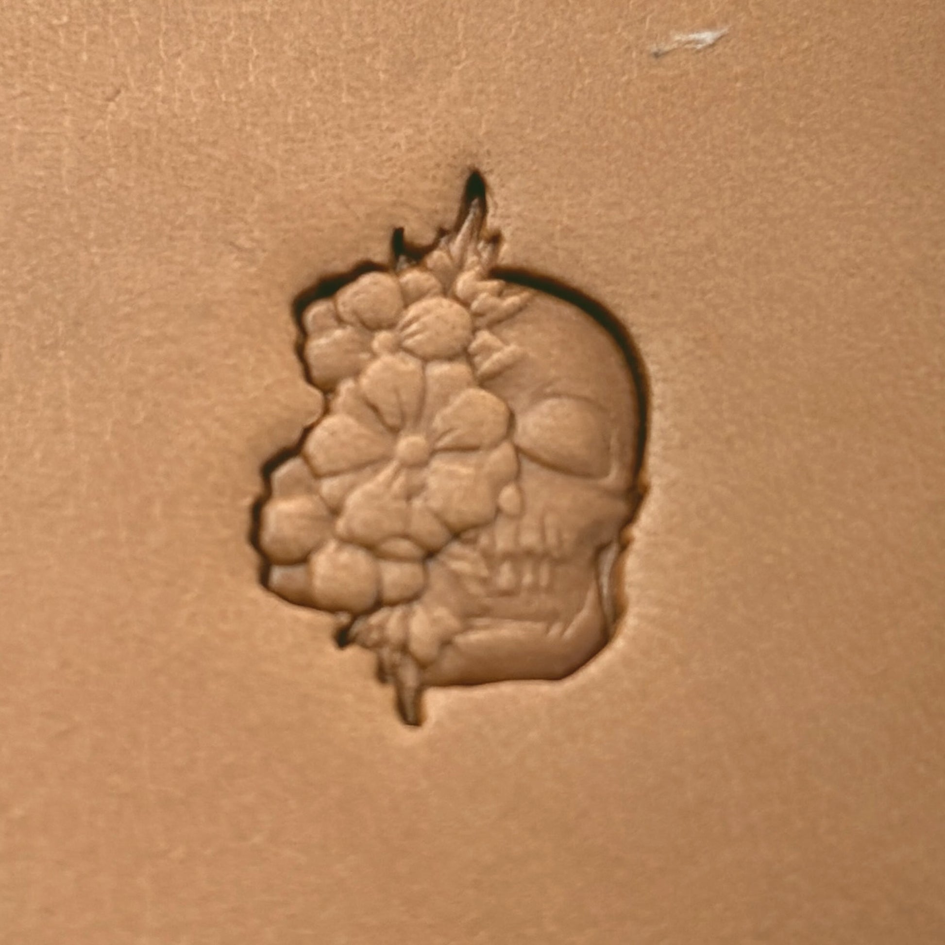 Floral Burst Skull leather stamp LT640 — pattern imprint on veg-tan leather