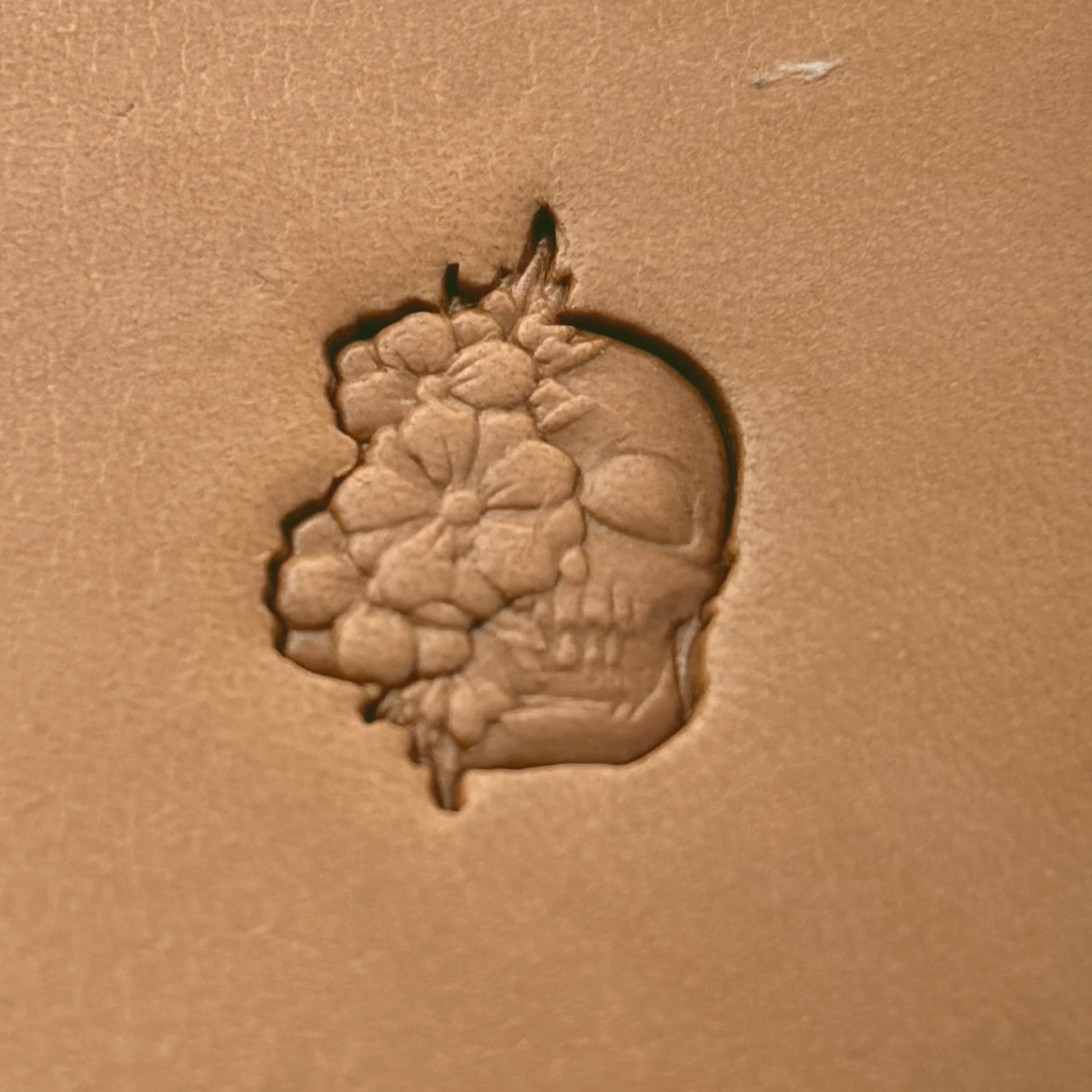 Floral Burst Skull leather stamp LT640 — pattern imprint on veg-tan leather