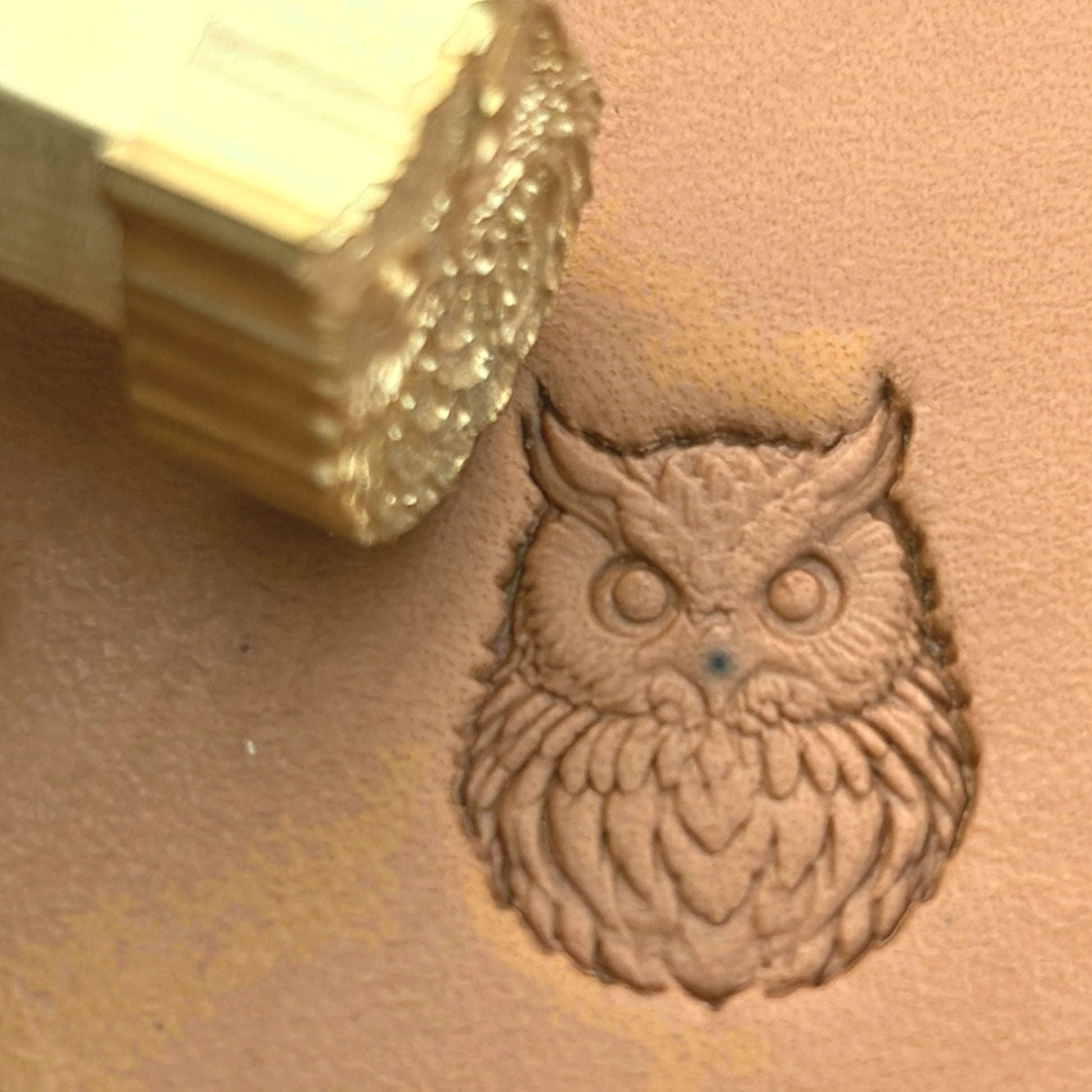 Owl leather stamp LT650 — brass stamping tool with imprint on natural veg-tan leather