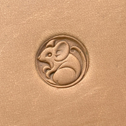 Mouse in Circle leather stamp LT658 — pattern imprint on veg-tan leather