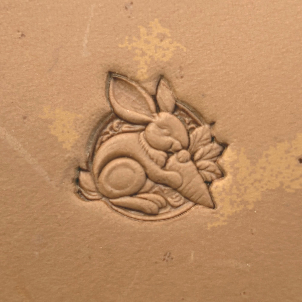Eating Carrot Rabbit leather stamp LT660 — single impression on veg-tan leather