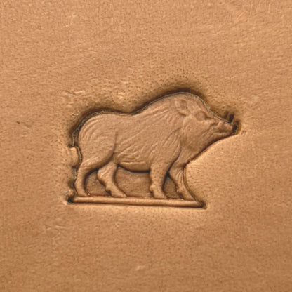 Wild Boar leather stamp LT664 — single impression on veg-tan leather