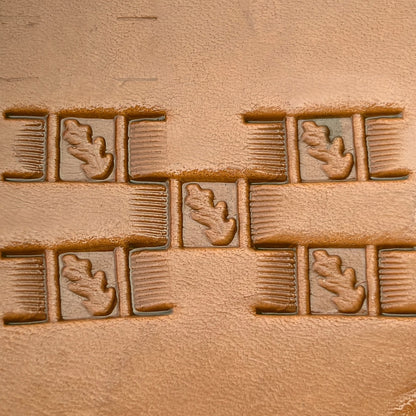 Pattern Oak Leaf leather stamp LT786 — single impression on veg-tan leather