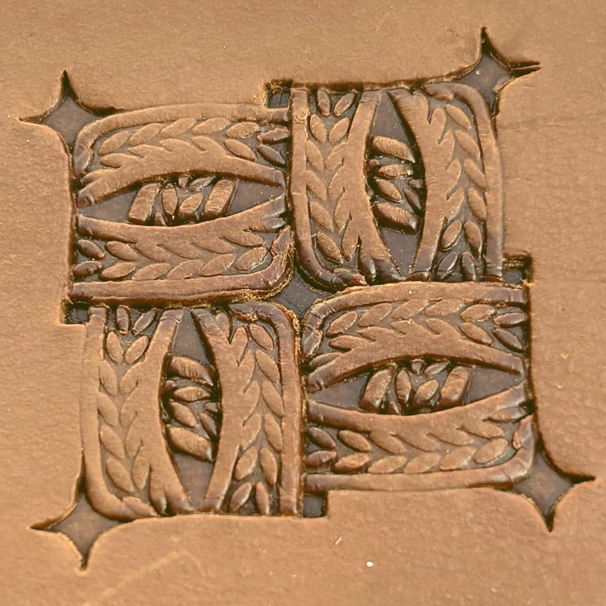 Braided Squares Basket Weave leather stamp LT825 — pattern imprint on veg-tan leather