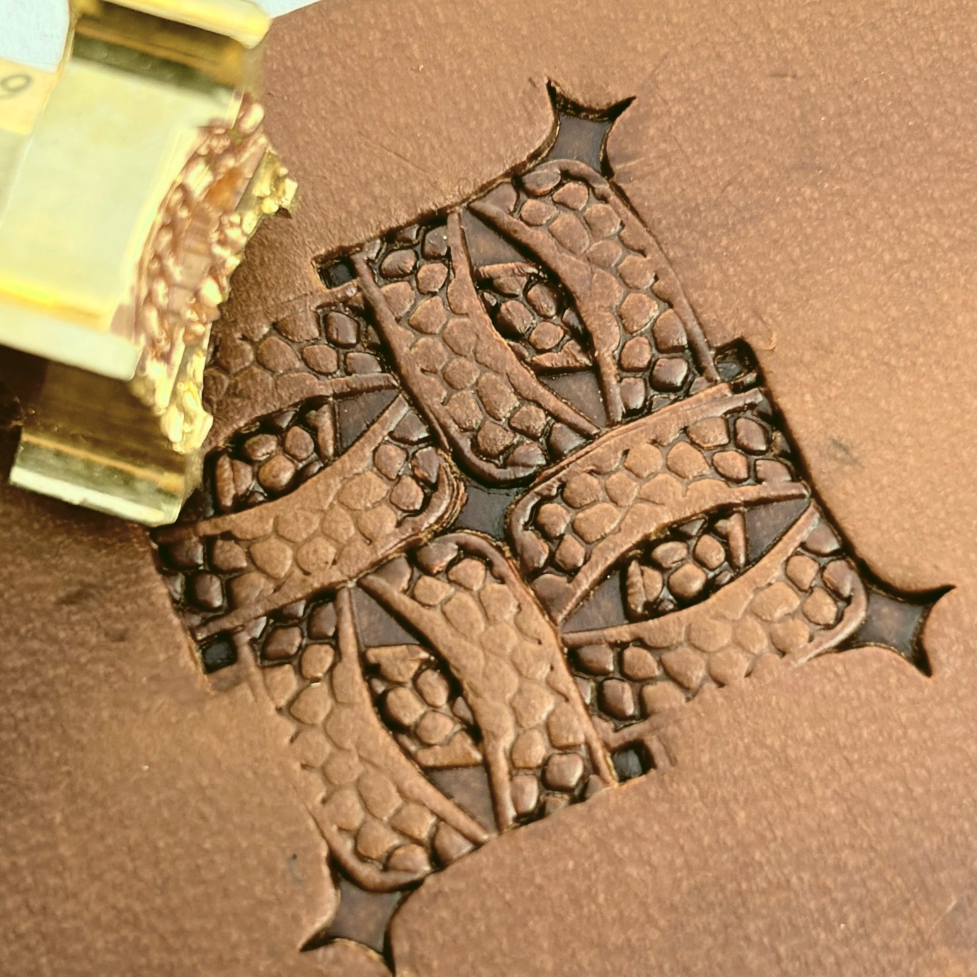 Cobbled Basket Weave leather stamp LT829 — brass stamping tool with imprint on natural veg-tan leather