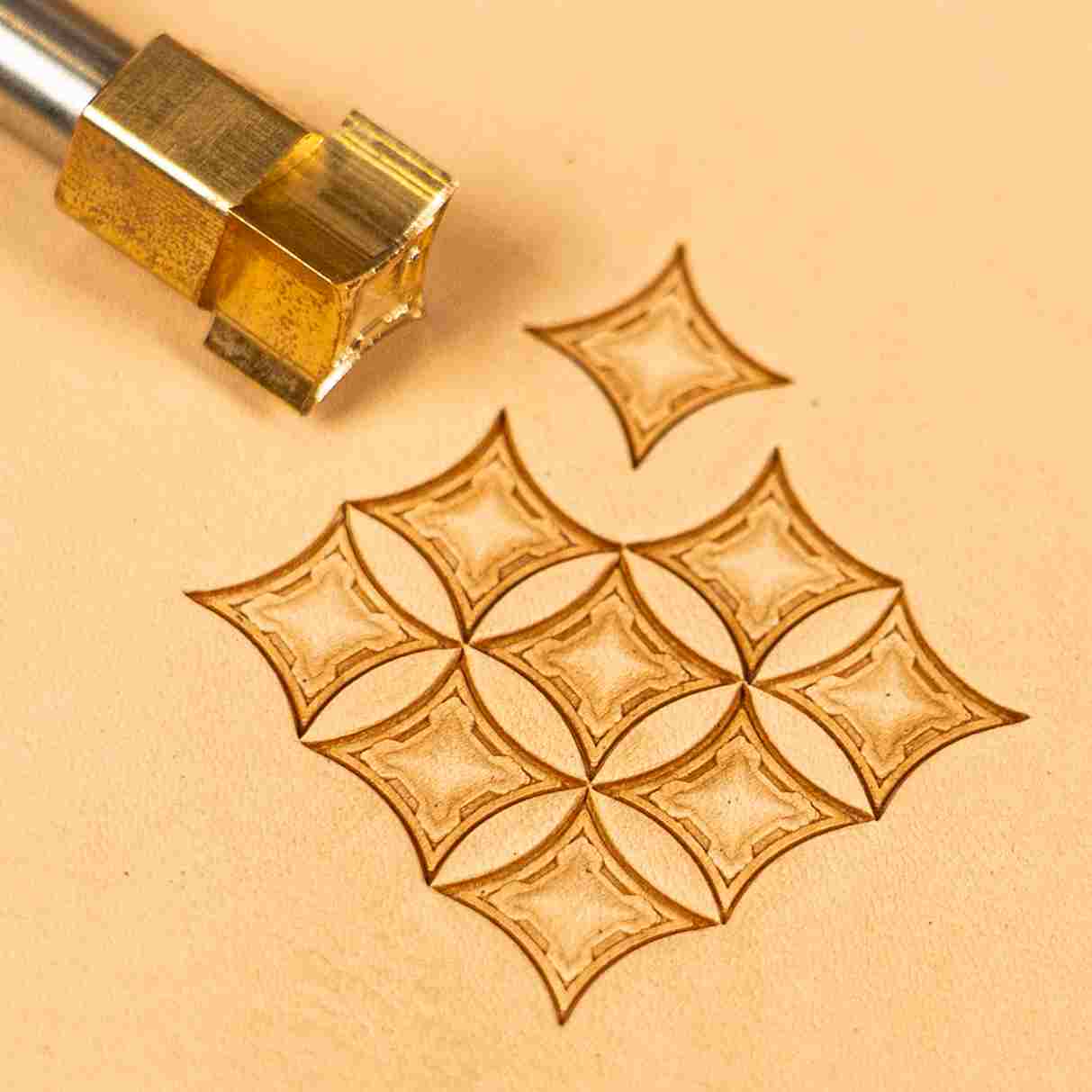 LT220 Premium Leather Stamping Tools for Professional Crafters - 15x15mm size