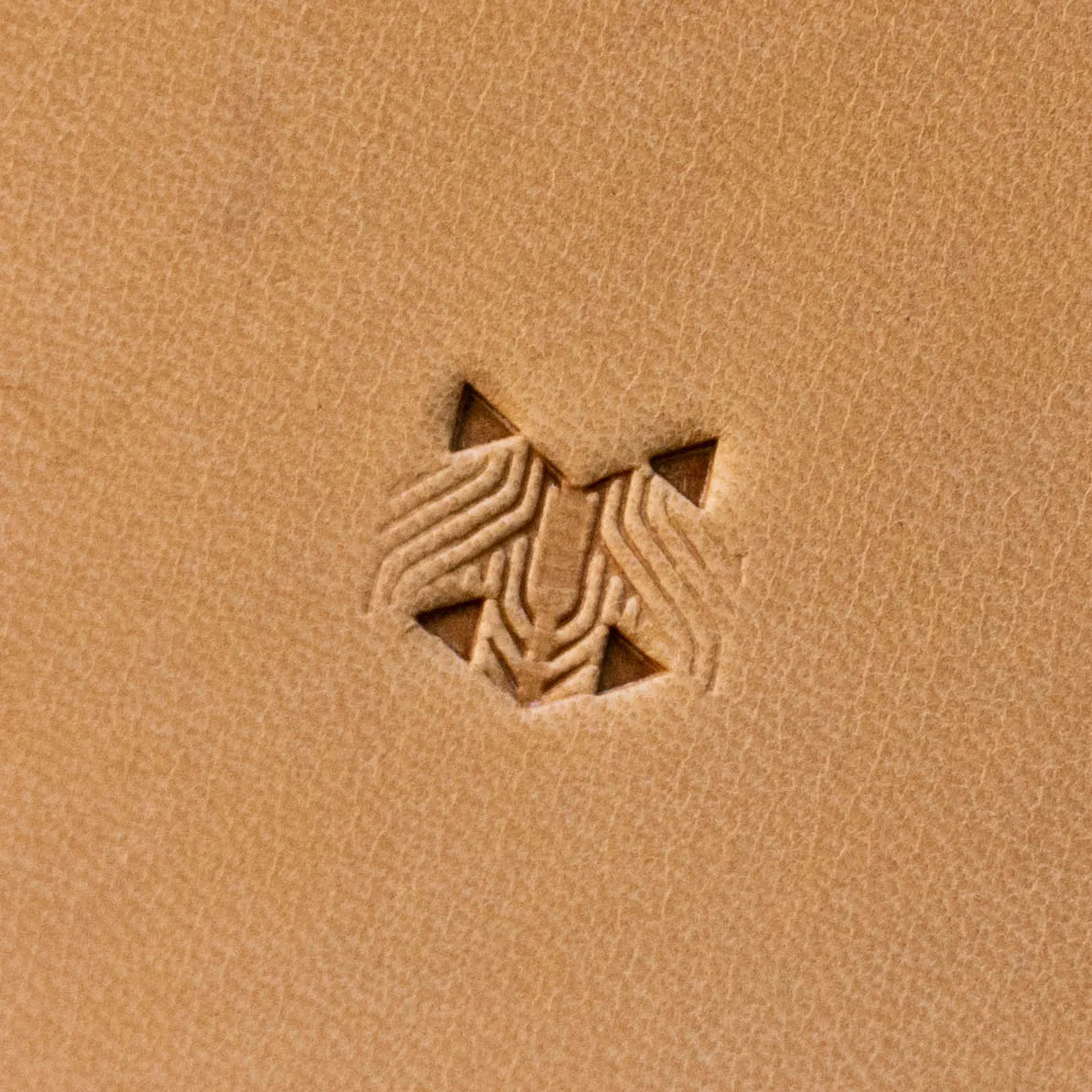 LT826 Geometric Leather Stamping Tool for Professional Crafters – Hex Tile Geometric 15x12mm (7/12" x 7/15")