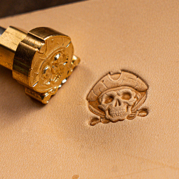 Skull Leather Stamp – Pirate Hat