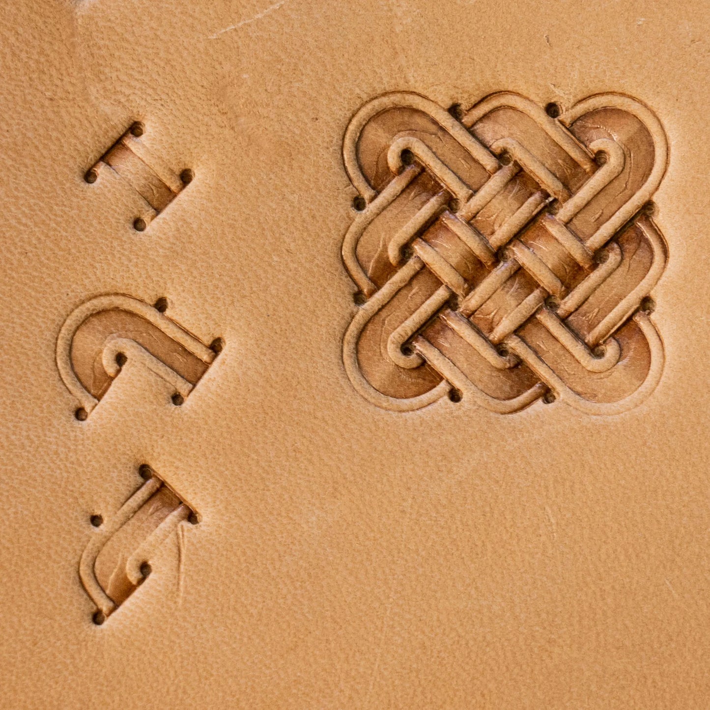 LT831 Basket Weave Leather Stamping Tool– Celtic Knot